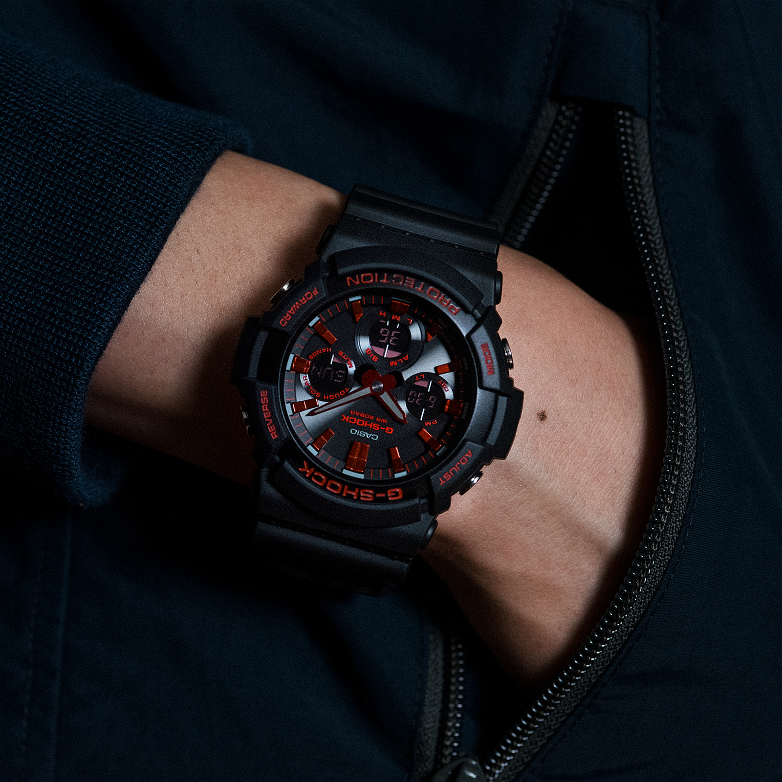 Reloj G-SHOCK GAS-100BNR-1A Resina/Aluminio Hombre Negro