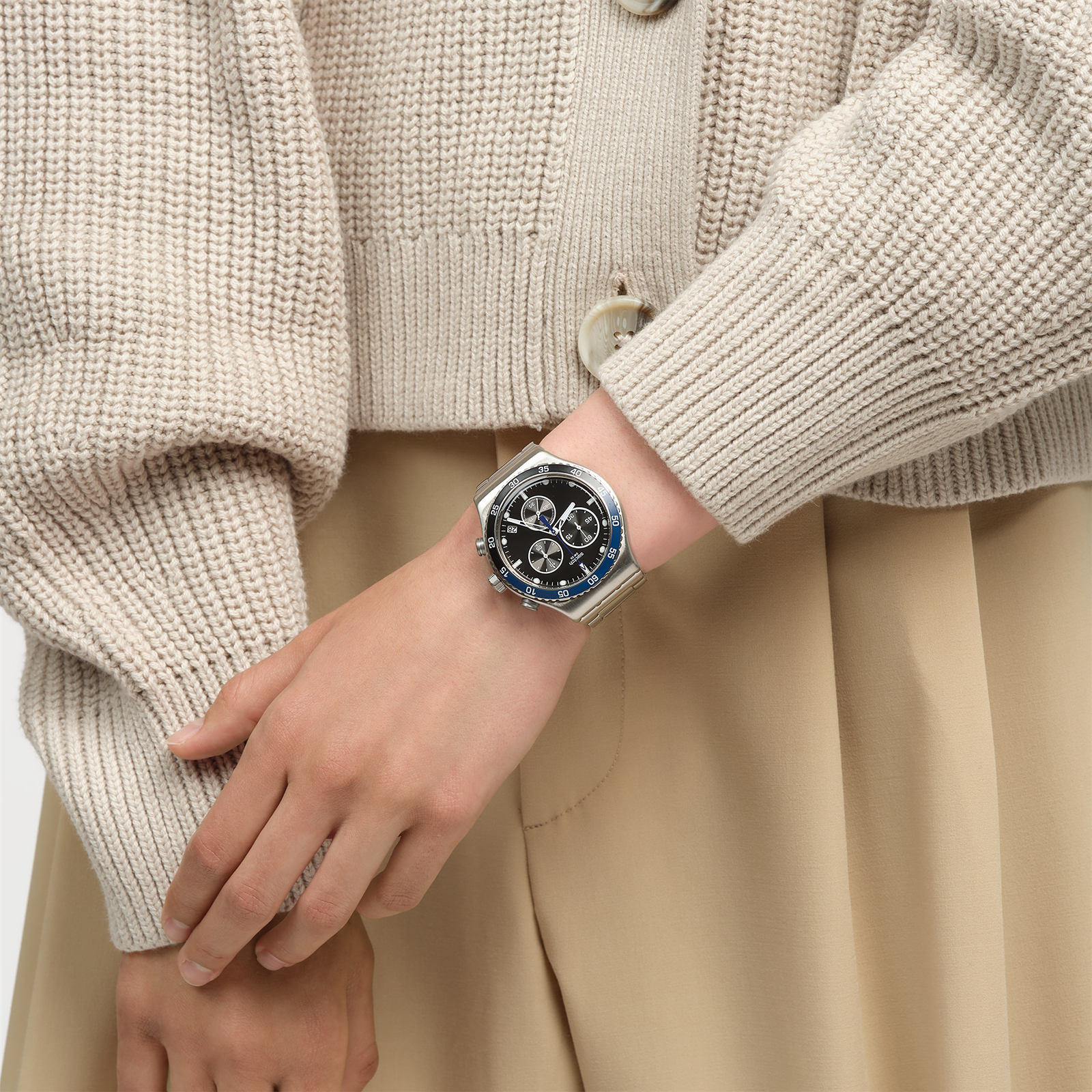 Reloj SWATCH DARK BLUE IRONY YVS507G Plateado
