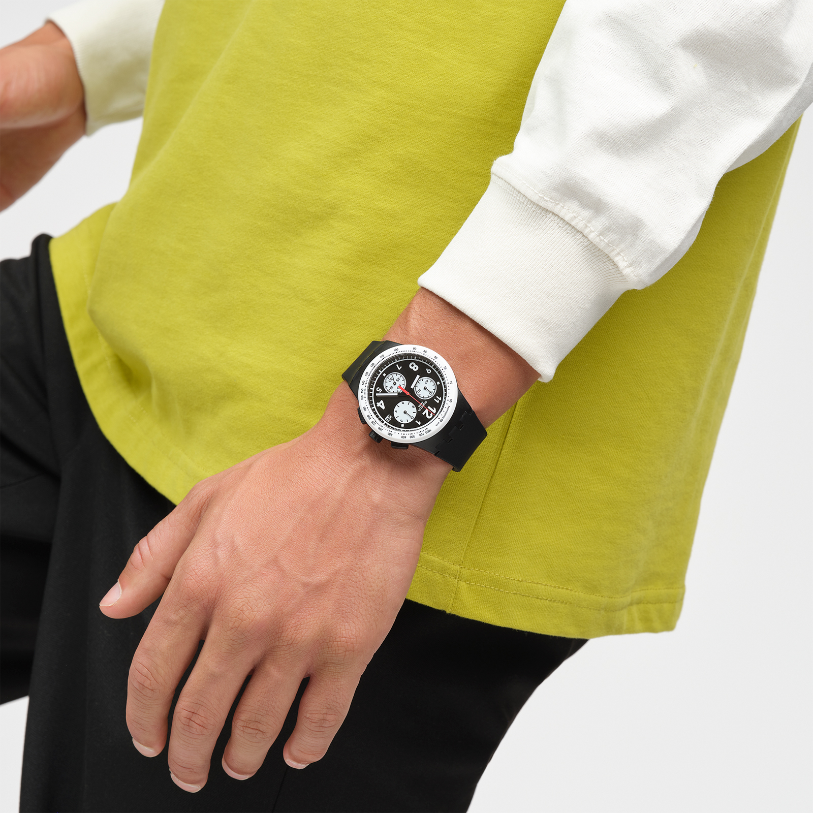 Reloj SWATCH NOTHING BASIC ABOUT BLACK SUSB420 Negro