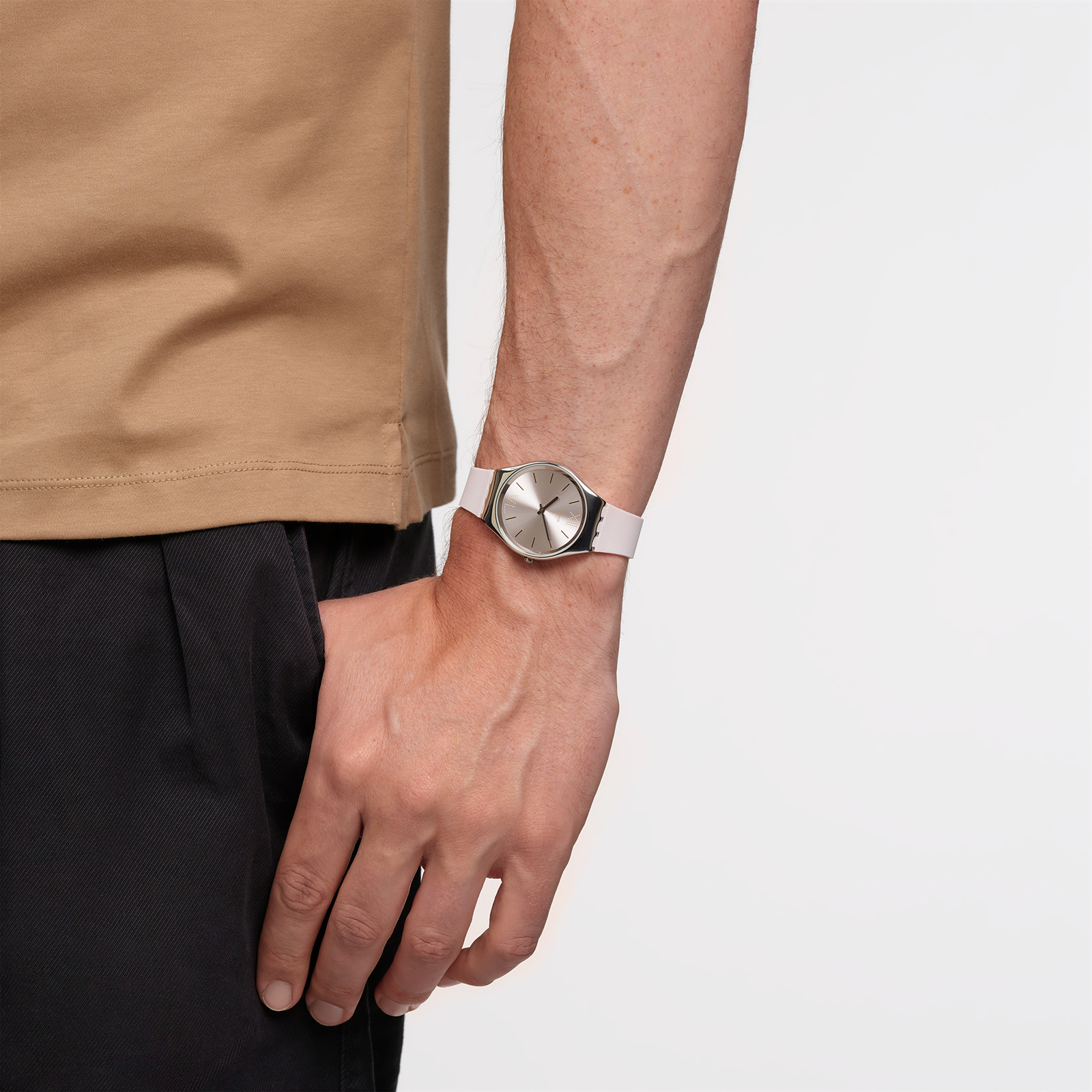 Reloj SWATCH SKIN LAVANDA SYXS124 Gris