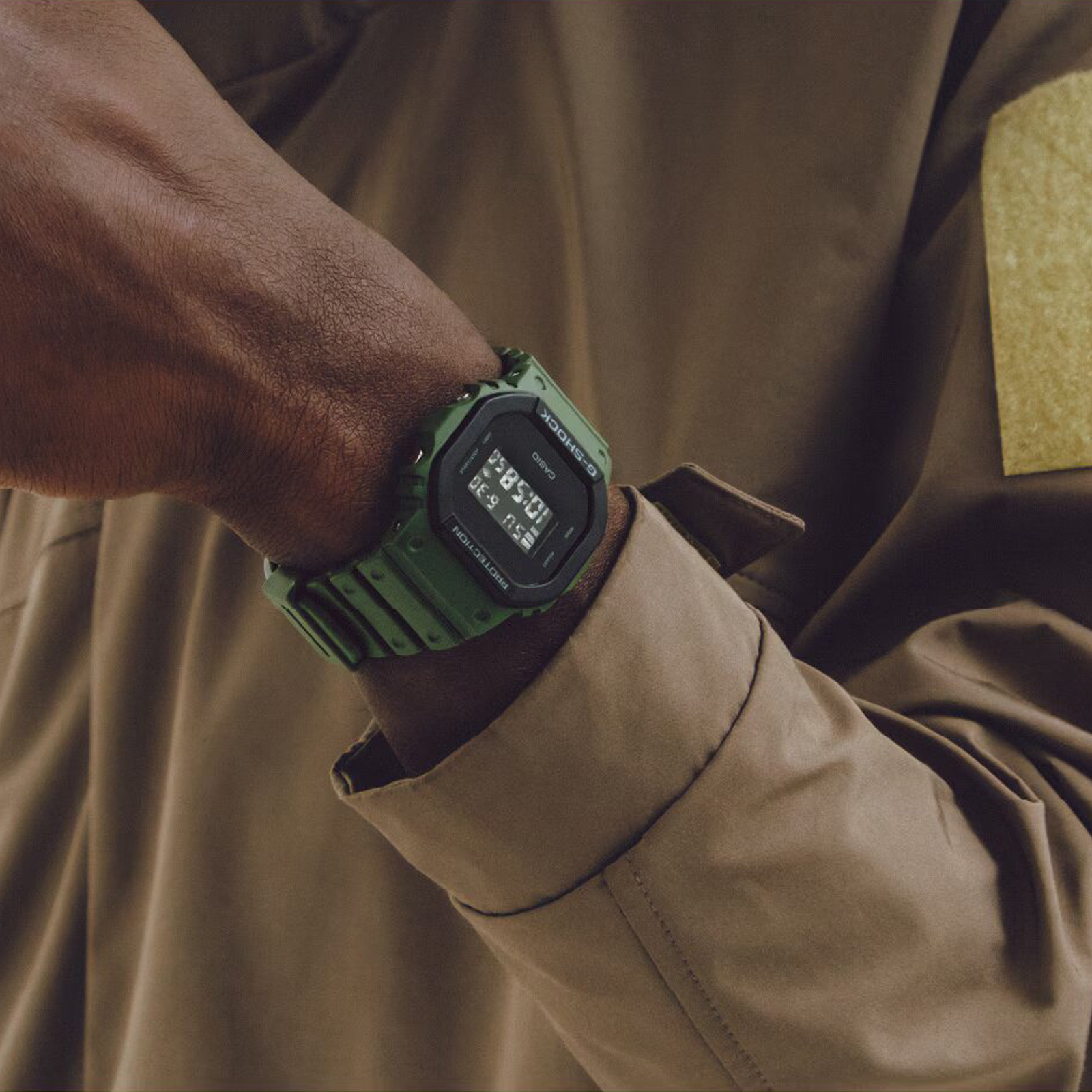 Reloj G-SHOCK DW-5610UU-3D Resina Hombre Verde